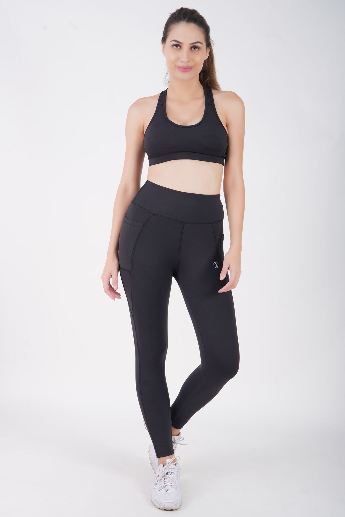 Woman wearing women's activewear