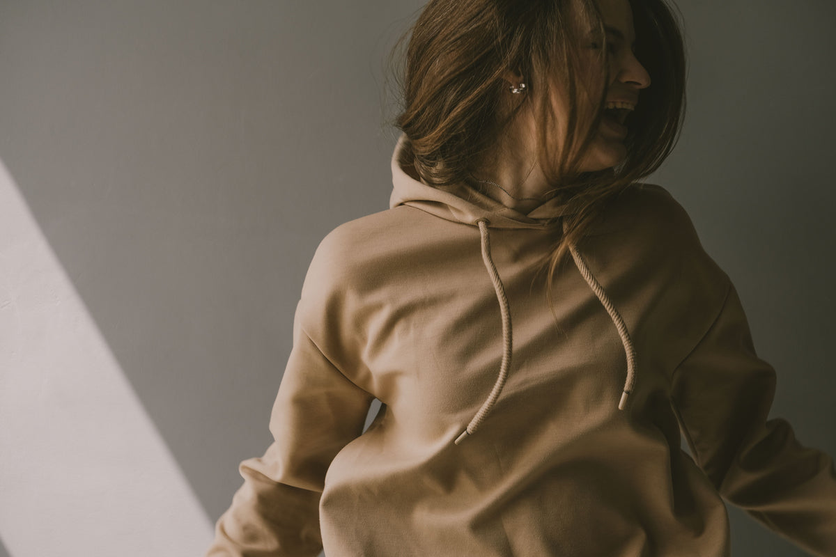 Hoodies & Sweatshirts