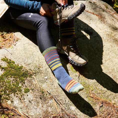 Ladies Boot Midweight Hiking Merino Wool Seamless Socks