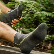 Mens Merino Wool Quarter Midweight Seamless Hiking Socks