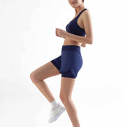 Sports Bra: Women's