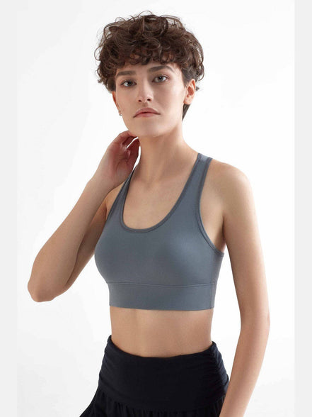 Sports Bra: Women's