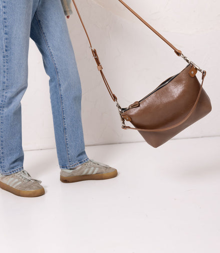TOMMY Leather Bag with Two Handles - Cappuccino