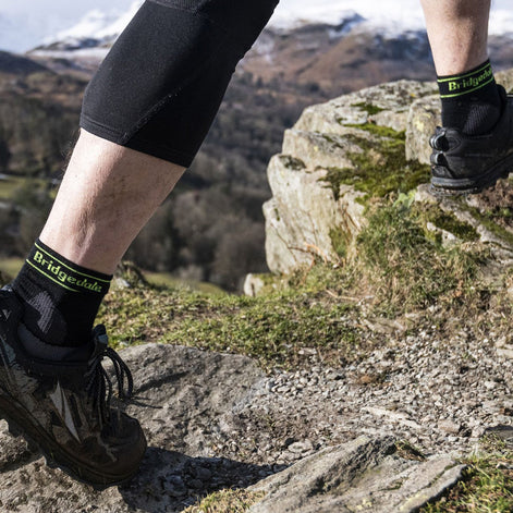 1 Pack Men's Trail Lightweight T2 Merino Wool 3/4 Sport Socks