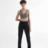 Sports Bra: Women's