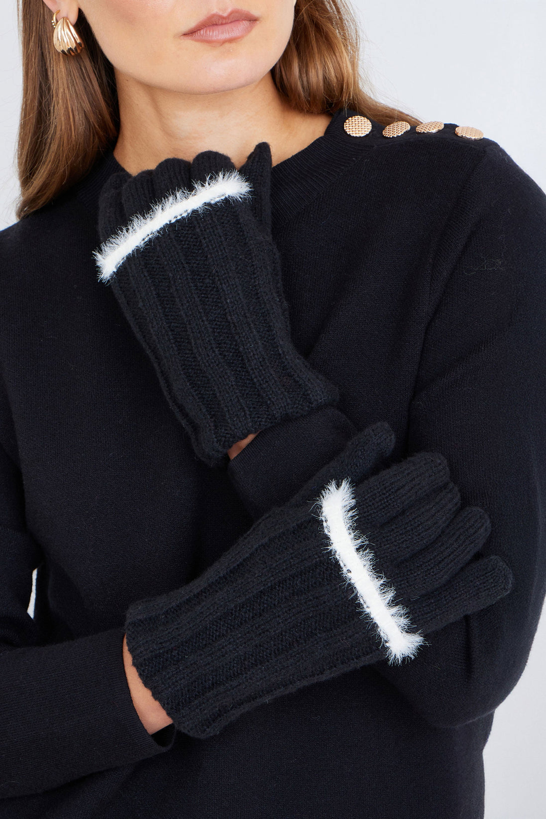 Yumi Black Gloves with Eyelash Knit Trim