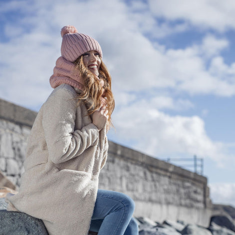 Ladies Ribbed Cuffed Thermal Insulated Winter Pom Pom Bobble Hat