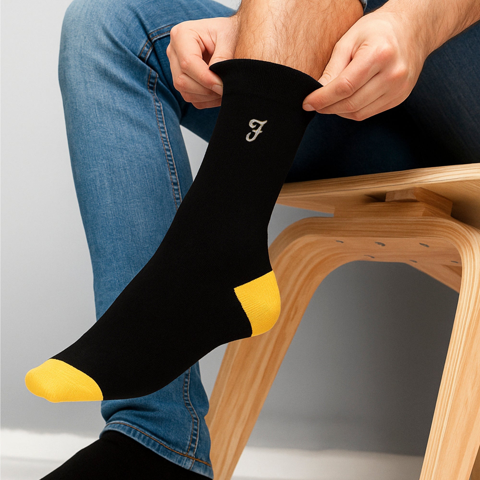 5 Pack Mens Bamboo Patterned Socks - Soft Breathable Stylish Everyday Comfort