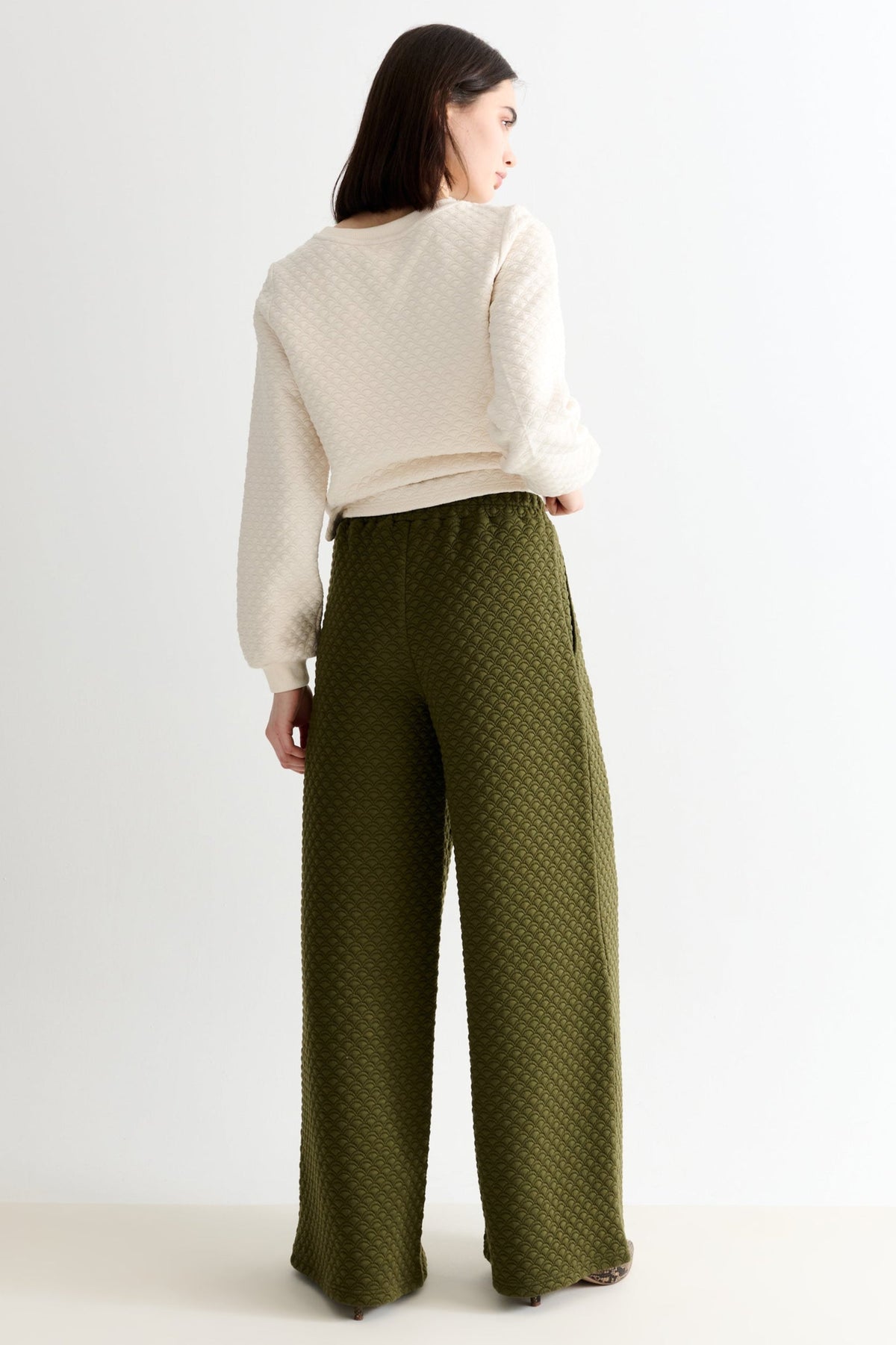 Flory Scallop Quilt Wide Leg Trouser - Moss Green