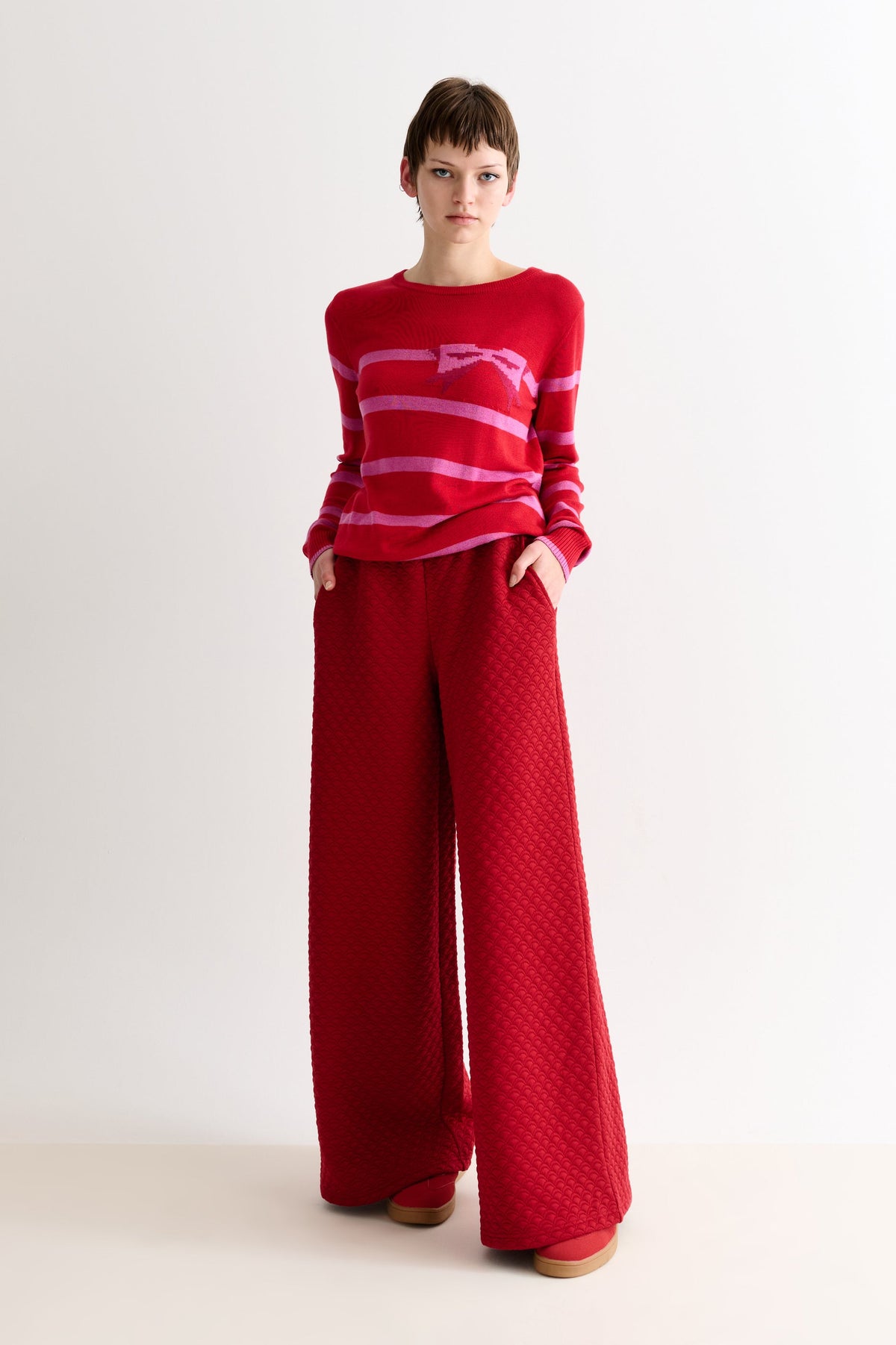 Flory Scallop Quilt Wide Leg Trouser - Wine Red