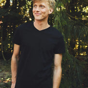Fairtrade Organic V-Neck T-Shirt: Men's