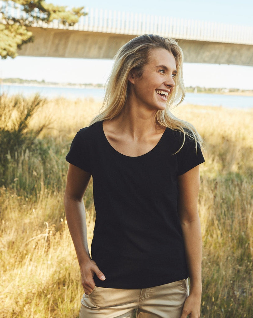 Fairtrade Organic Loose Fit T-Shirt: Women's