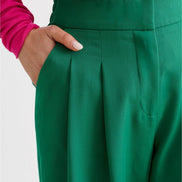 Tyler Fine Twill Pleat Front Wide Leg Trouser - Ivy Green