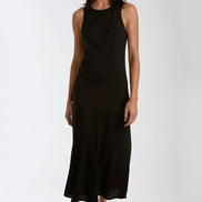 Black Round Neck Maxi Dress