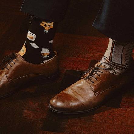1 Pack Unisex Mismatched Novelty Odd Socks - Whisky