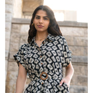 Yumi Black Viscose Midi Shirt Dress with Matching Belt
