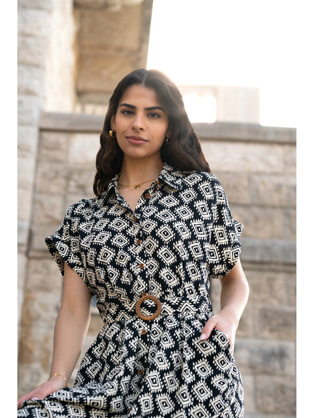 Yumi Black Viscose Midi Shirt Dress with Matching Belt