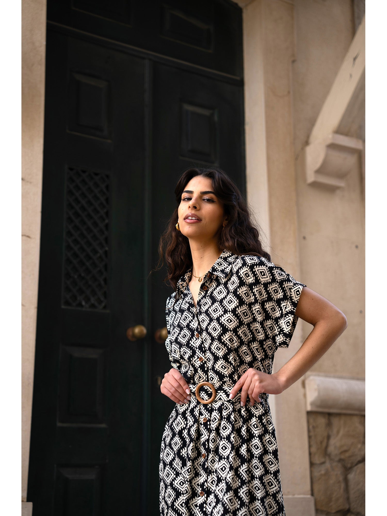Yumi Black Viscose Midi Shirt Dress with Matching Belt