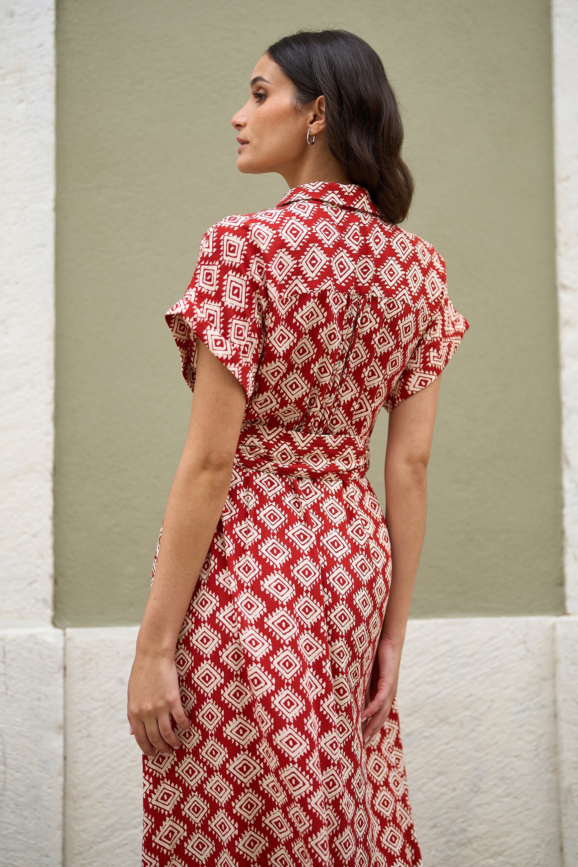 Yumi Red Viscose Midi Shirt Dress with Matching Belt