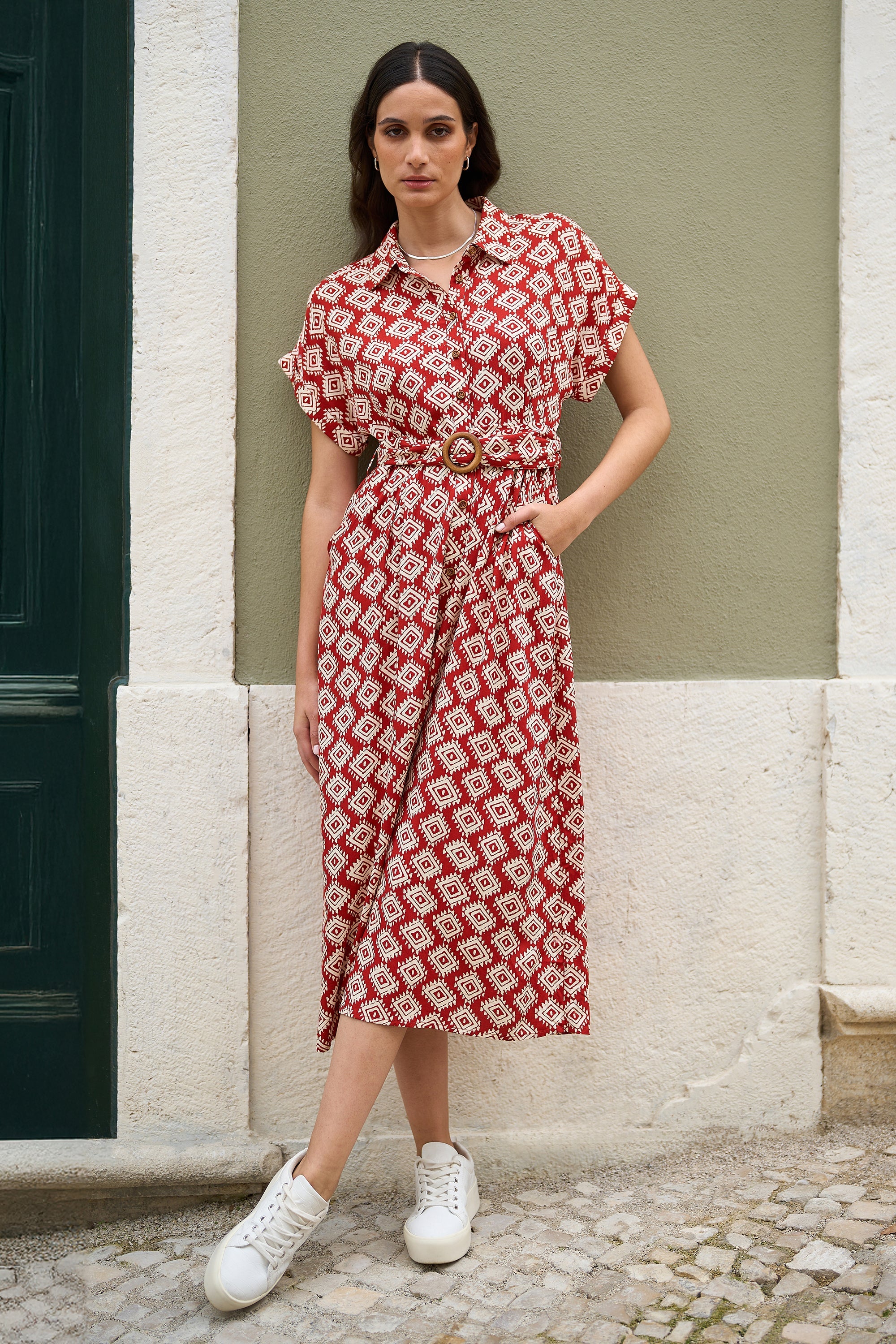Yumi Red Viscose Midi Shirt Dress with Matching Belt