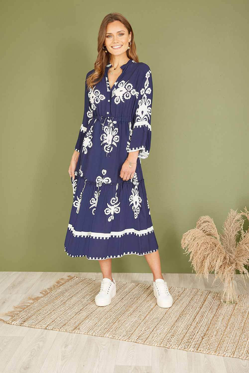 Yumi Navy Viscose Midi Dress with Long Sleeves