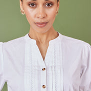Yumi White Cotton Pleated Short Sleeve Shirt