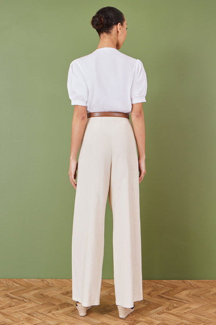 Yumi White Cotton Pleated Short Sleeve Shirt