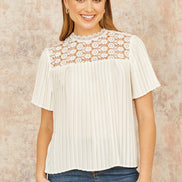 Yumi White Lace Panel Pleated Short Sleeve Top