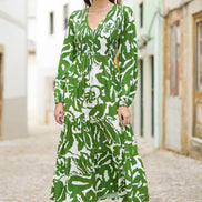 Yumi Green Abstract Print Ruched Midi Dress with Long Sleeves