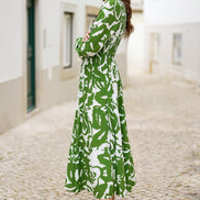 Yumi Green Abstract Print Ruched Midi Dress with Long Sleeves
