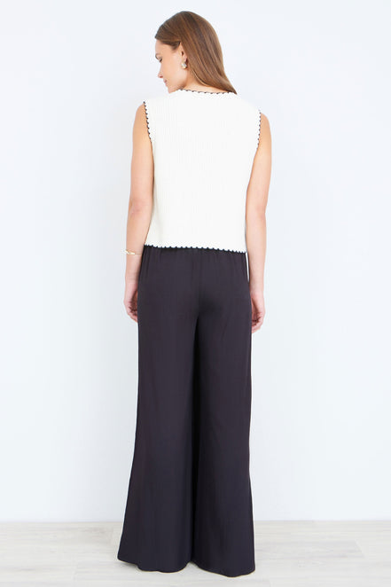 Yumi Ivory Knitted Waistcoat with Bow Trims