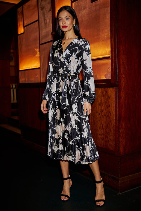 Yumi Black Floral Satin Pleated Midi Dress