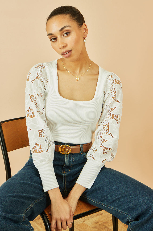 Yumi White Ribbed Knitted Top with Lace Sleeves