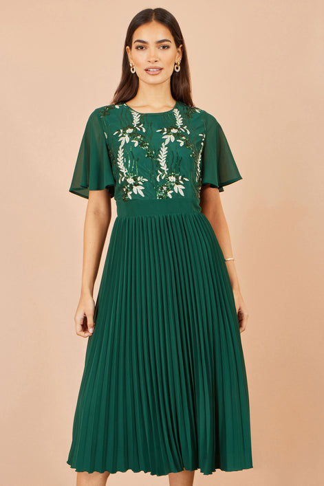 Yumi Green Sequin Embroidered Pleated Midi Dress