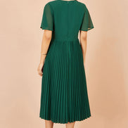 Yumi Green Sequin Embroidered Pleated Midi Dress