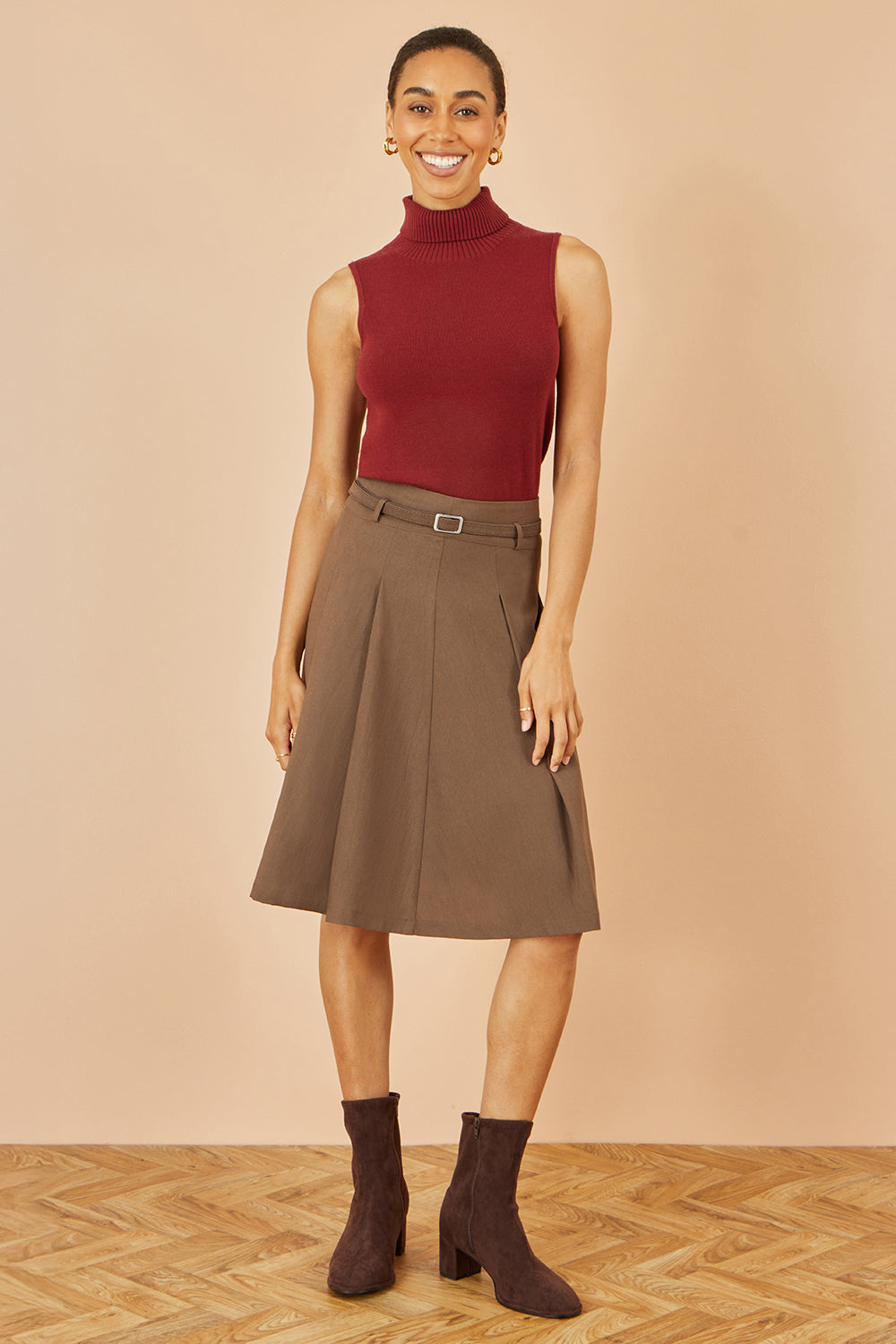 Yumi Brown Pleated Midi Skirt with Matching Belt