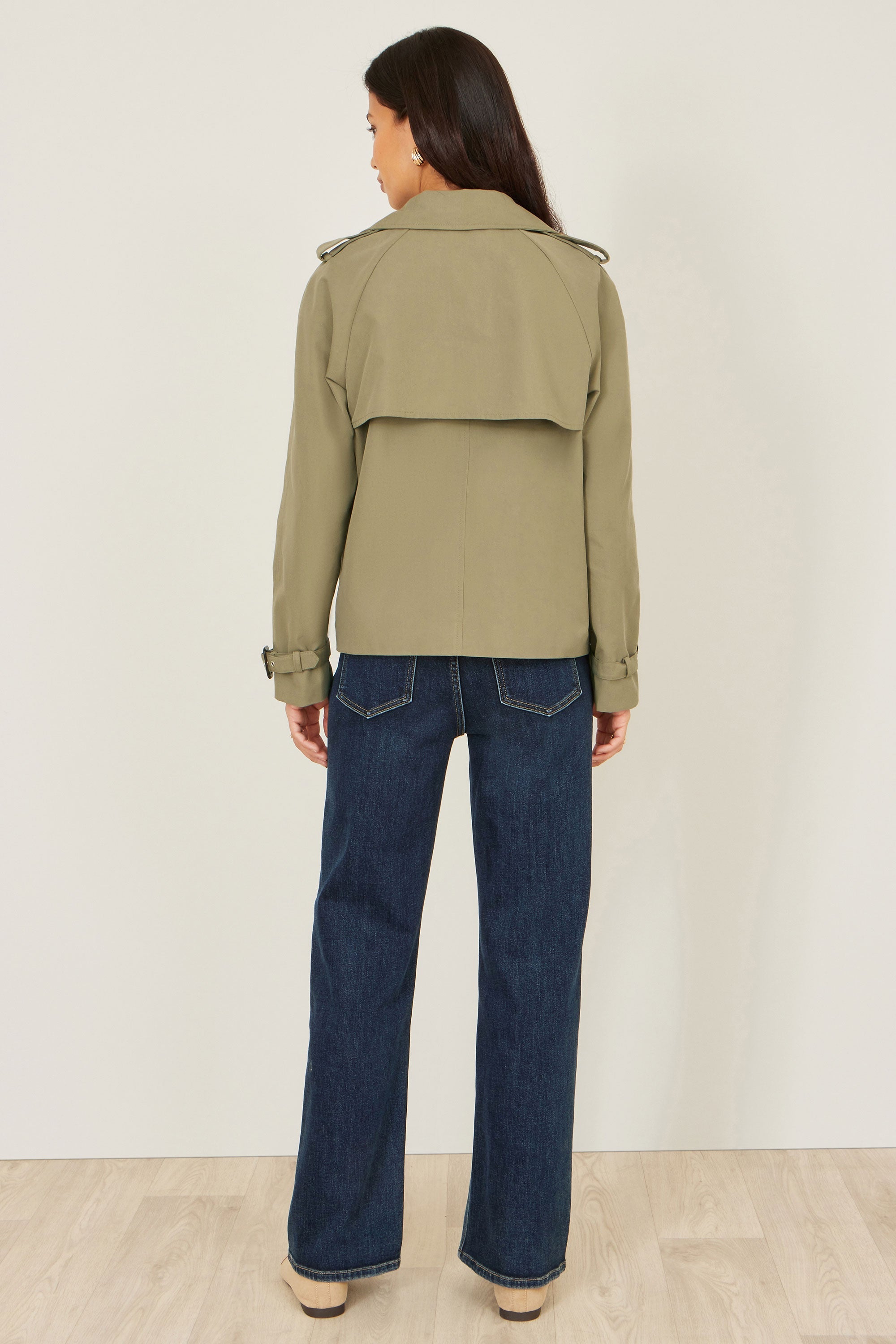 Yumi Green Cropped Trench Jacket with Pockets and Check Lining