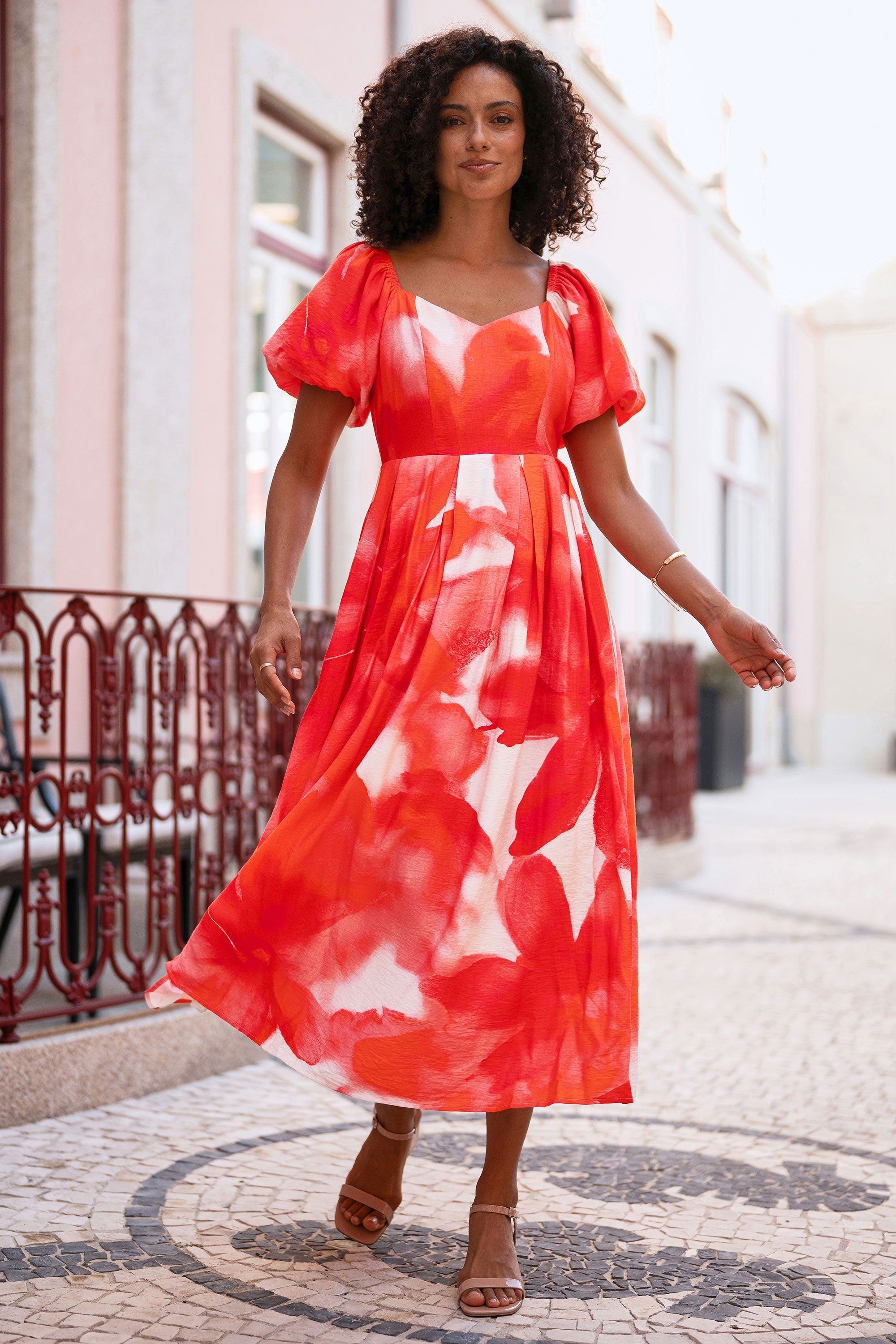 Yumi Red Viscose Floral Midi Dress with Puff Sleeves
