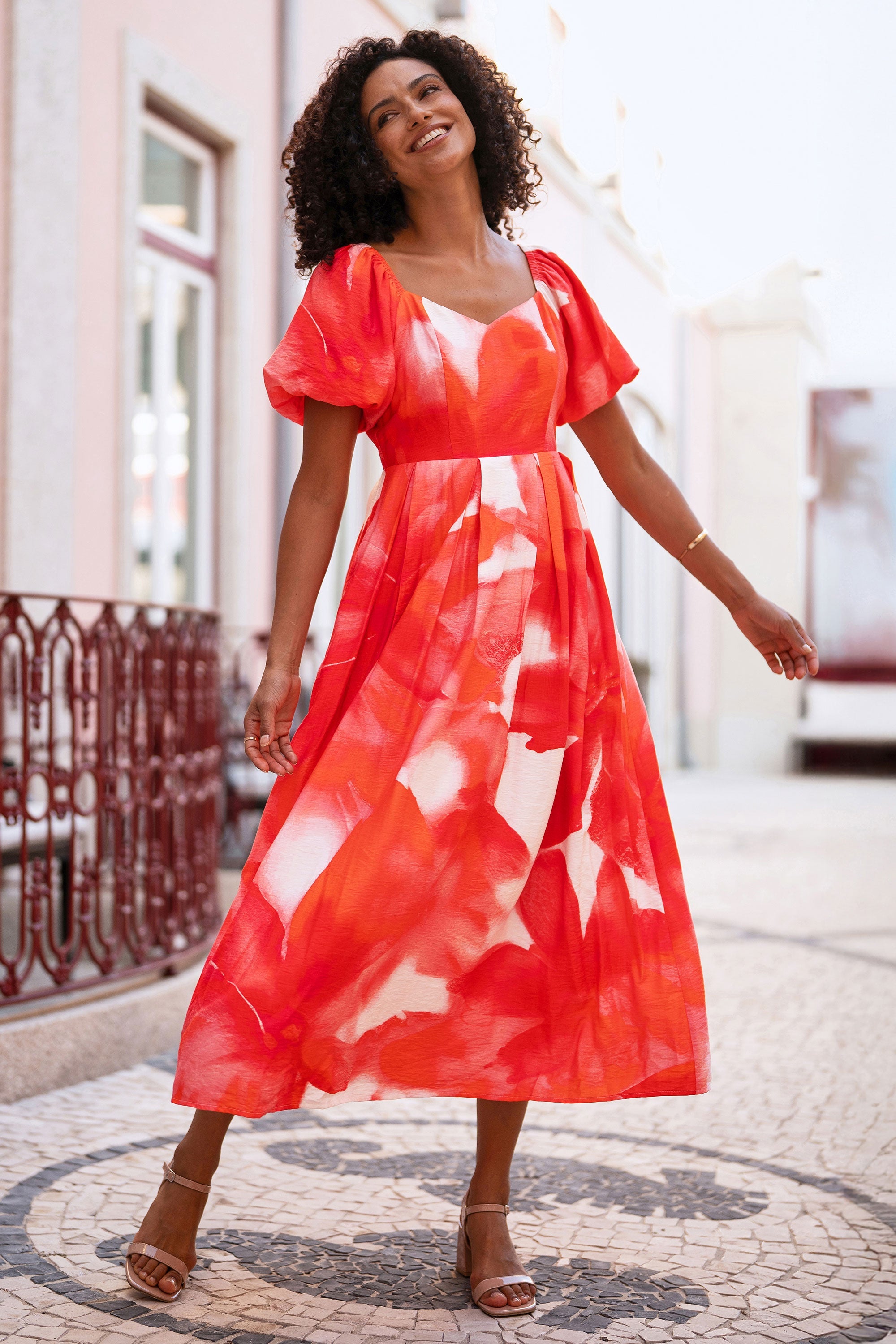 Yumi Red Viscose Floral Midi Dress with Puff Sleeves