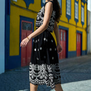 Yumi Black Embroidered Crop Top