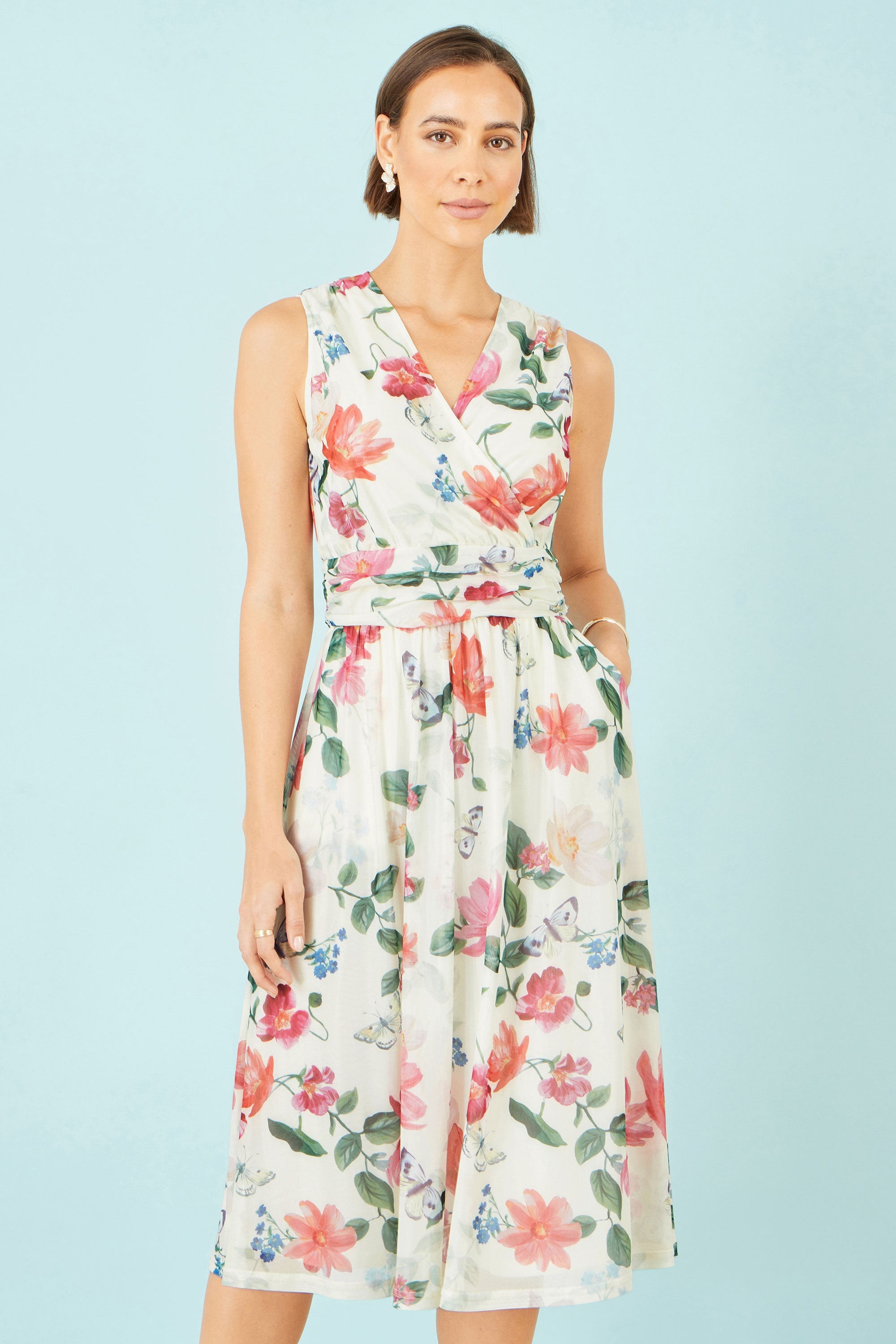 Yumi Ivory Blurred Floral Print Mesh Stretch Midi Dress with Pockets