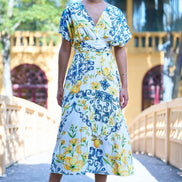Yumi White Lemon Print Viscose Ruched Waist Midi Dress