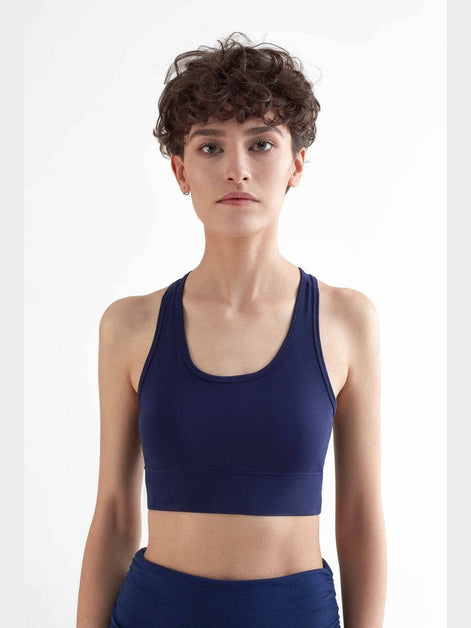 Sports Bra: Women's