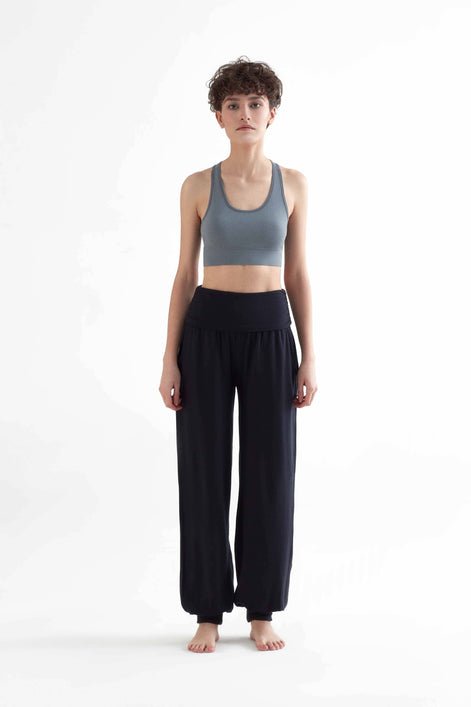 Sports Bra: Women's