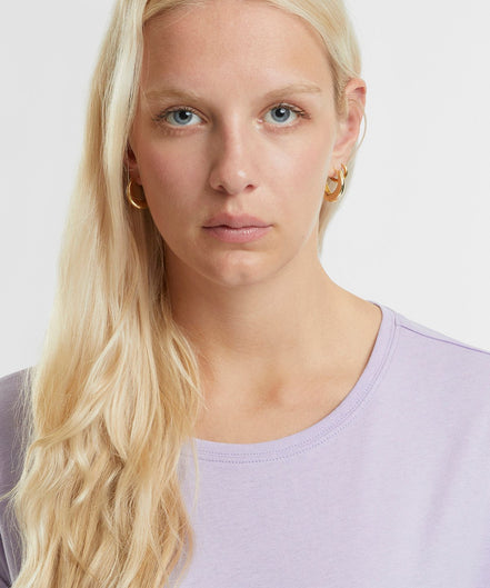 Organic Extended Shoulder T-Shirt: Women's